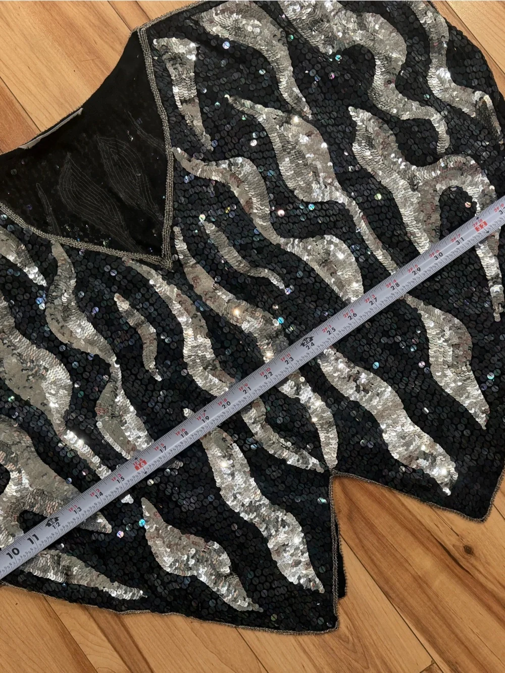 St. Honore NWT Vintage 100% Silk Black & Silver Zebra Sequin Top OS
